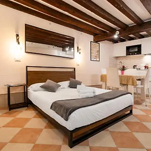  Apartament Fenix Colombina In Biennale - Your Little House